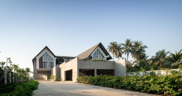 Family villa services Italy